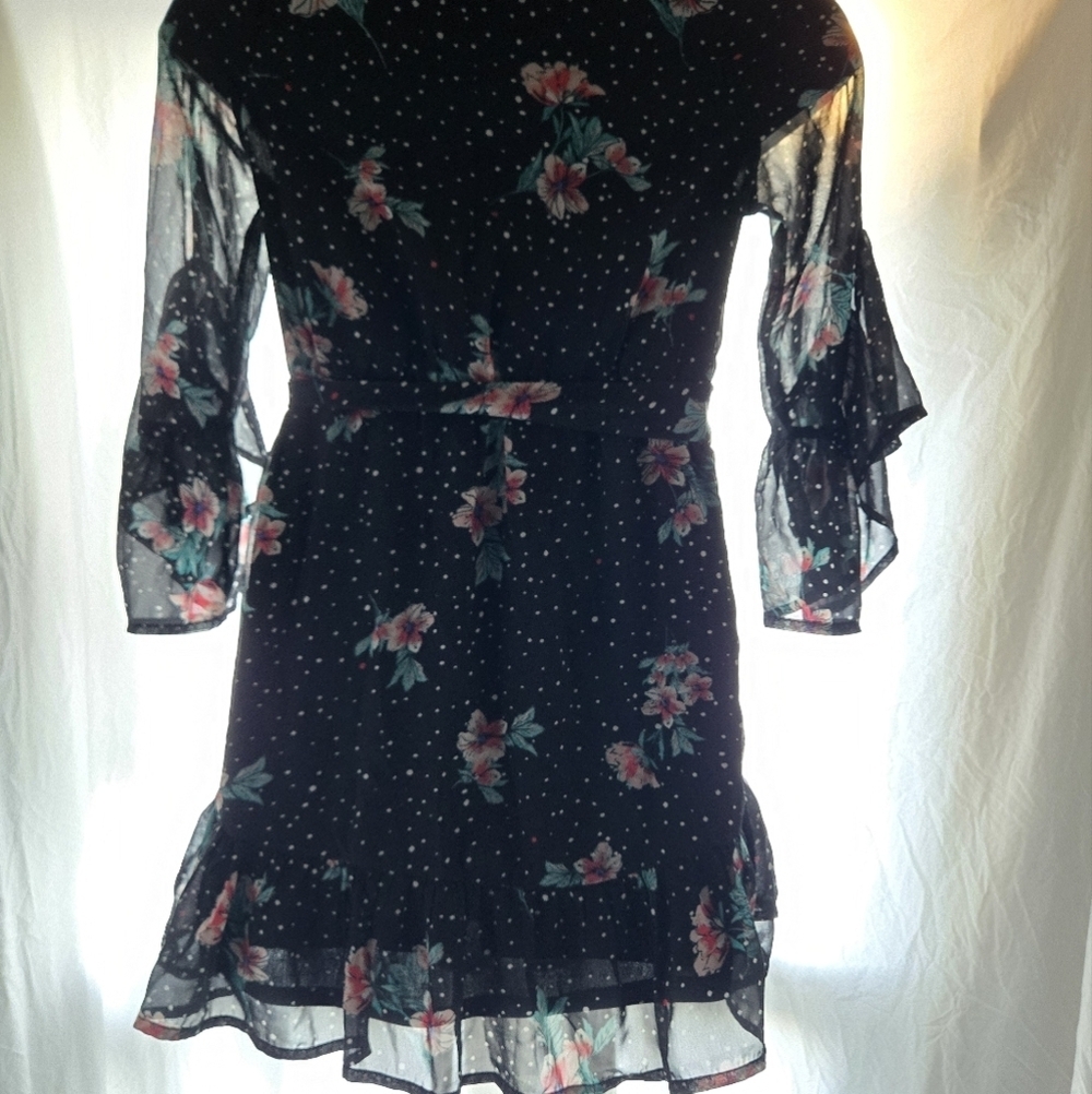 Floral Bell Sleeve Dress - Picture 8 of 8